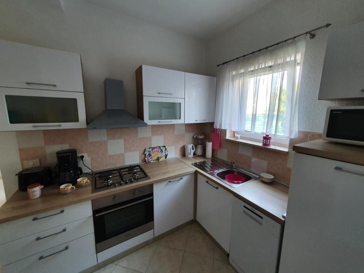 Toni777 Apartment Rovinj Bagian luar foto