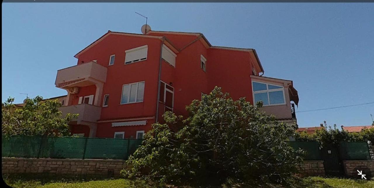 Toni777 Apartment Rovinj Bagian luar foto