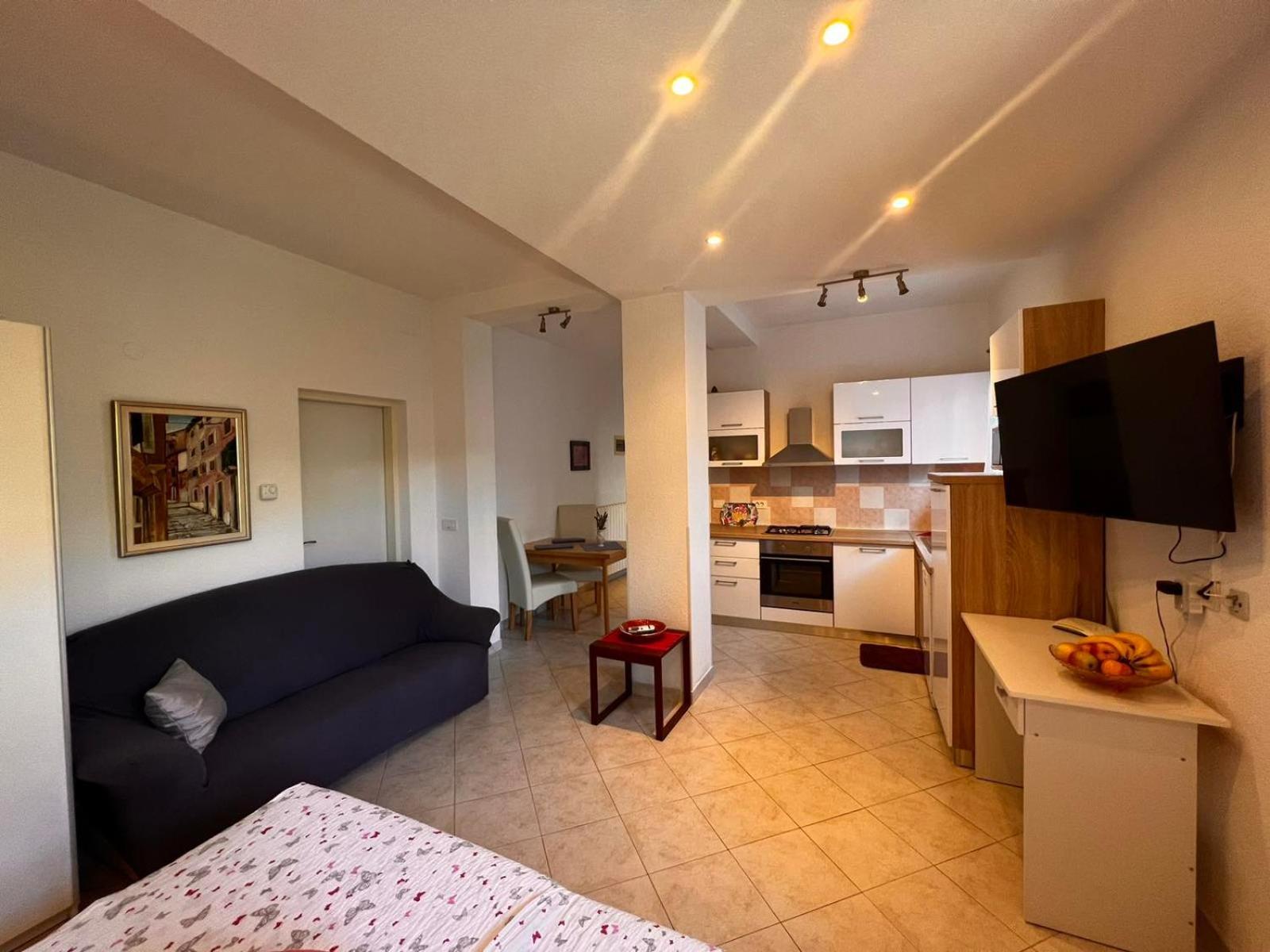Toni777 Apartment Rovinj Bagian luar foto