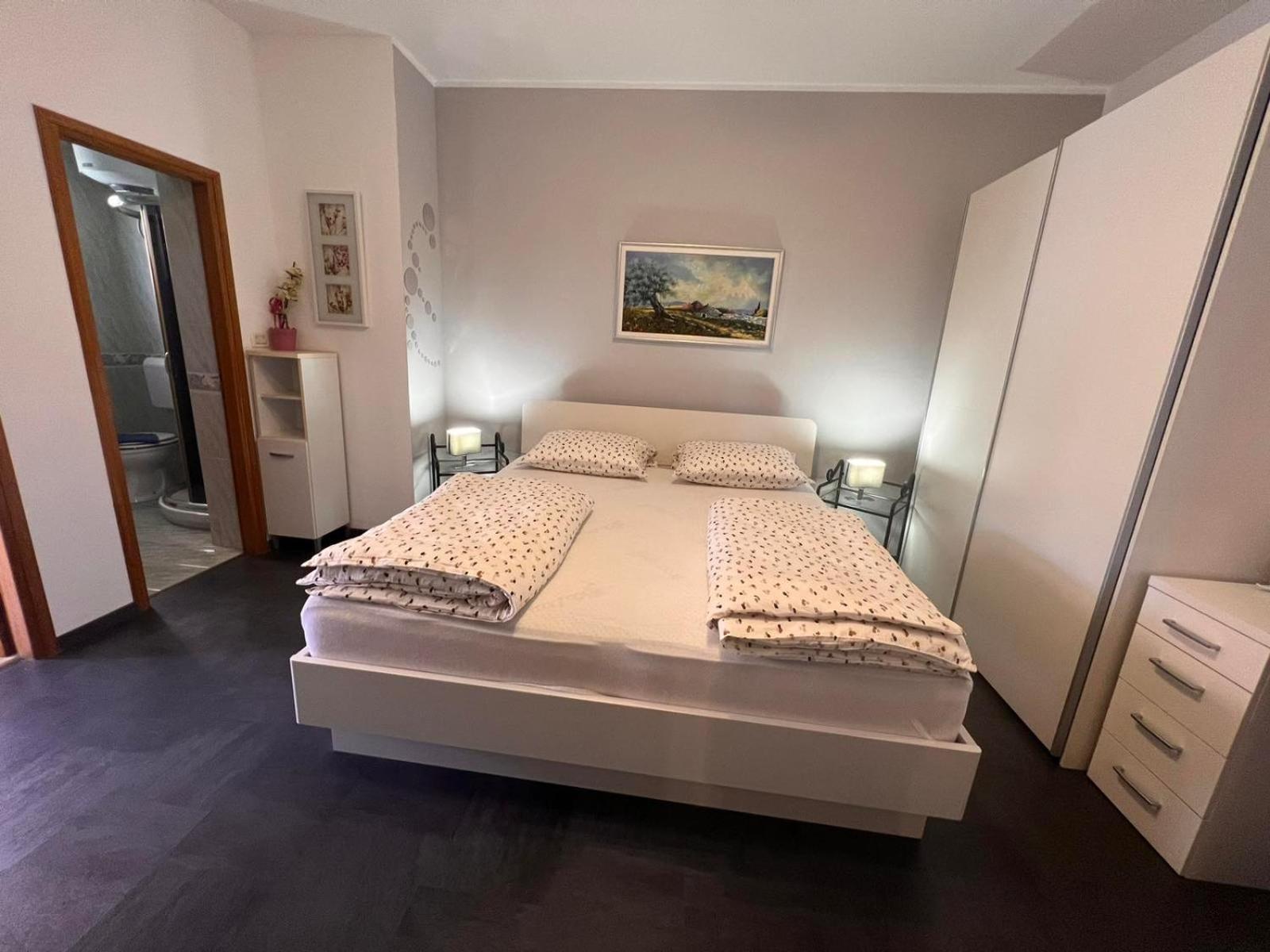 Toni777 Apartment Rovinj Bagian luar foto