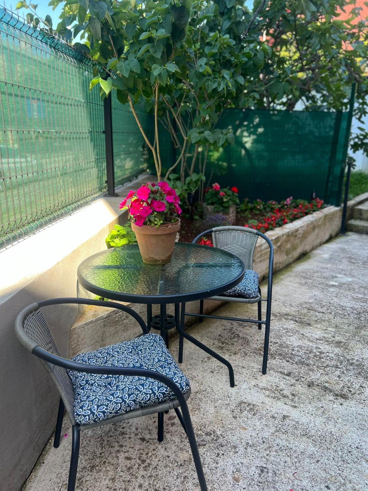 Toni777 Apartment Rovinj Bagian luar foto