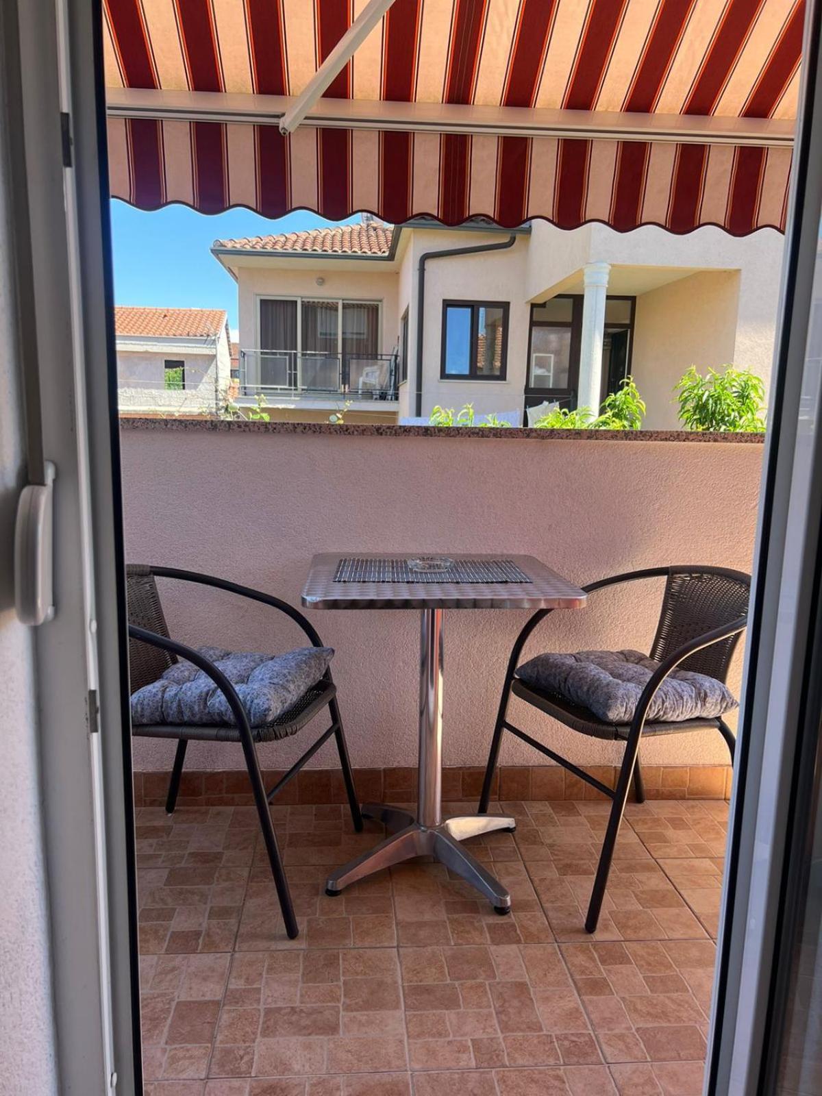 Toni777 Apartment Rovinj Bagian luar foto