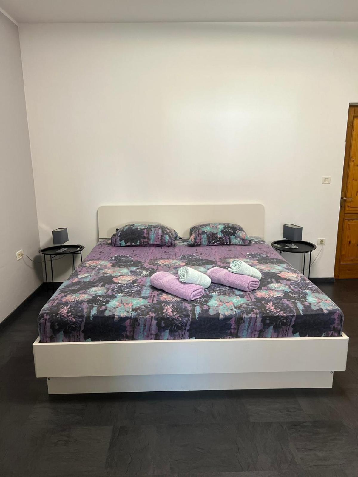 Toni777 Apartment Rovinj Bagian luar foto